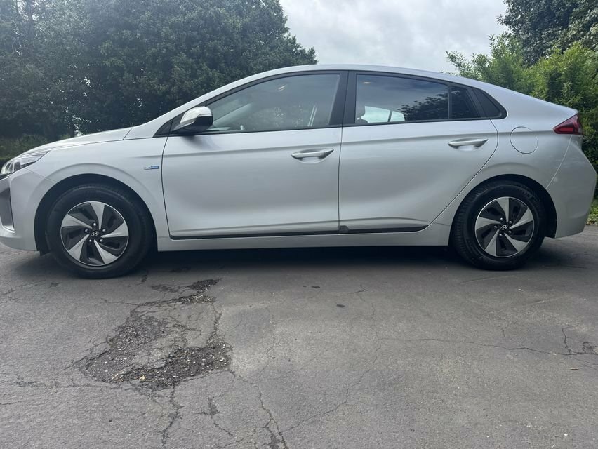 Hyundai Ioniq 1.6L Se HT68OEU Silver #4