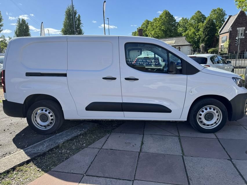 Peugeot Partner 1.5L Professional Premium 6Dr MD23KZK White #4