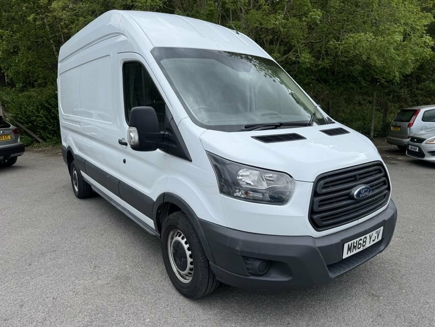Ford Transit Custom Mpv White