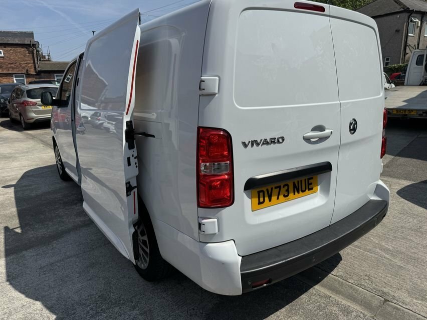 Vauxhall Vivaro 1.5L Pro 6Dr DV73NUE White #6