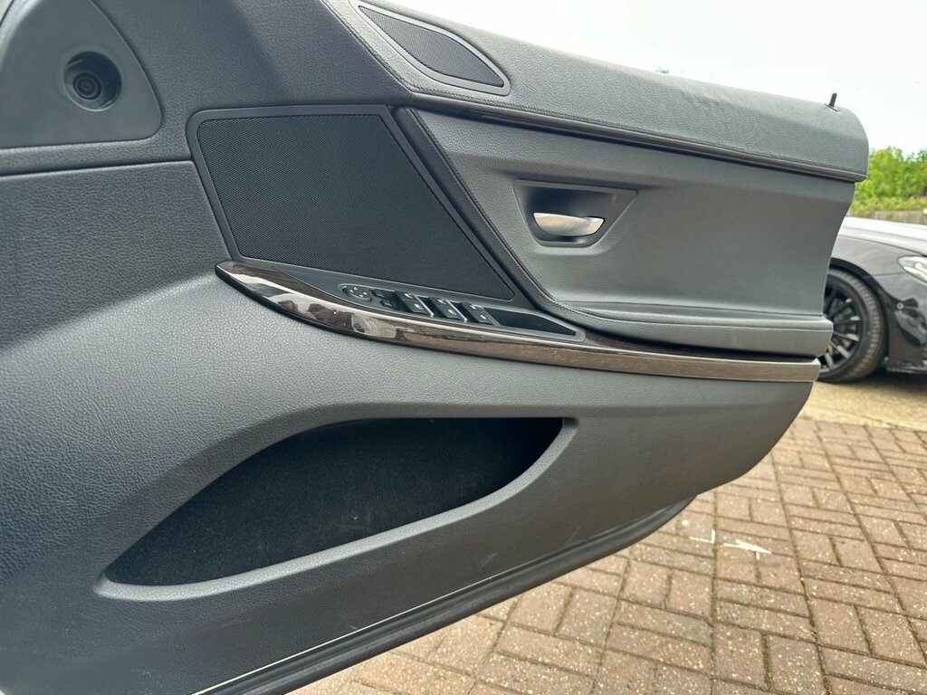 BMW 6 Series  Black #38