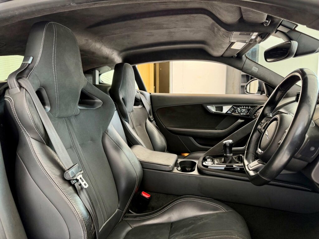 Jaguar F-Type 3.0 V6 S Coupe Euro 6 Ss 380 White #4