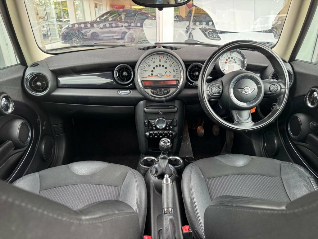 Mini Hatch 1.6 Cooper Euro 5 LX60OGL White #3