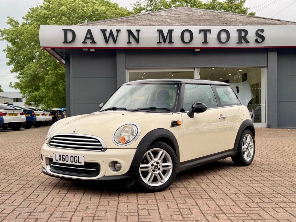 Mini Hatch 1.6 Cooper Euro 5 White