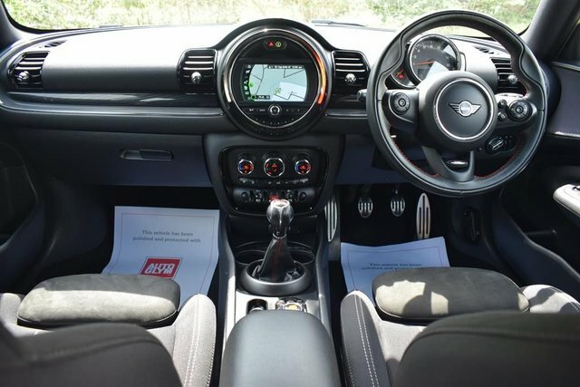 Mini Clubman 2.0 Cooper S Sport YO69HFA White #3