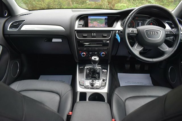 Audi A4 2.0 Tdi Se Technik SK64RUJ Blue #3