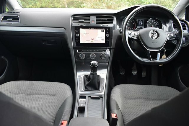 Volkswagen Golf 1.4 Tsi Se Nav VK67VGG Grey #3