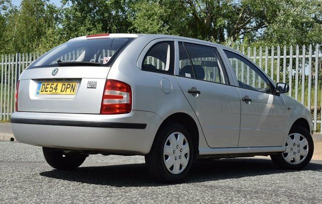 Skoda Fabia 1.4 16V Elegance Silver #3