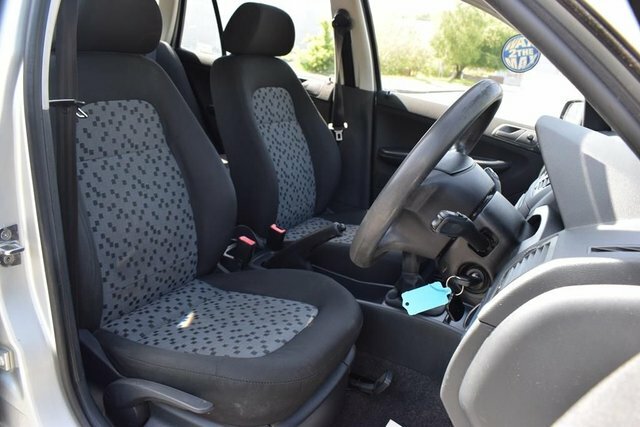 Skoda Fabia 1.4 16V Elegance Silver #12