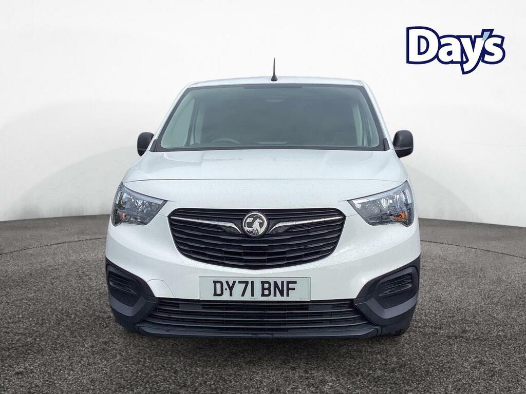 Vauxhall Combo 1.5 Turbo D 2300 Dynamic Panel Van Manu DY71BNF White #4