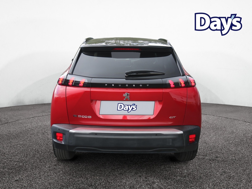 Peugeot e-2008 50Kwh Gt Suv 136 Ps Red #6