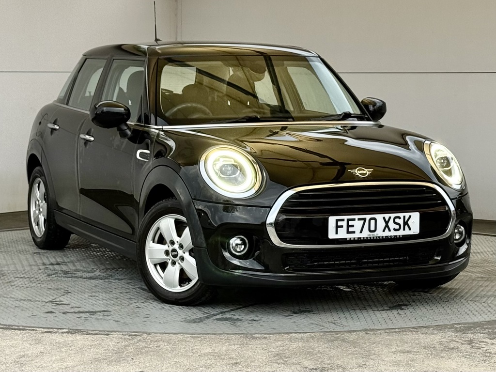 Mini Hatch 1.5 Cooper Classic Hatchback 136 Ps Serv Black