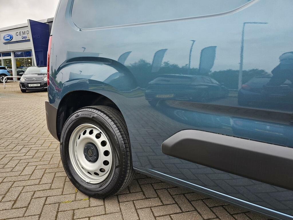 Peugeot E-Partner 800 52Kwh Professional Standard Panel Van Swb  #10