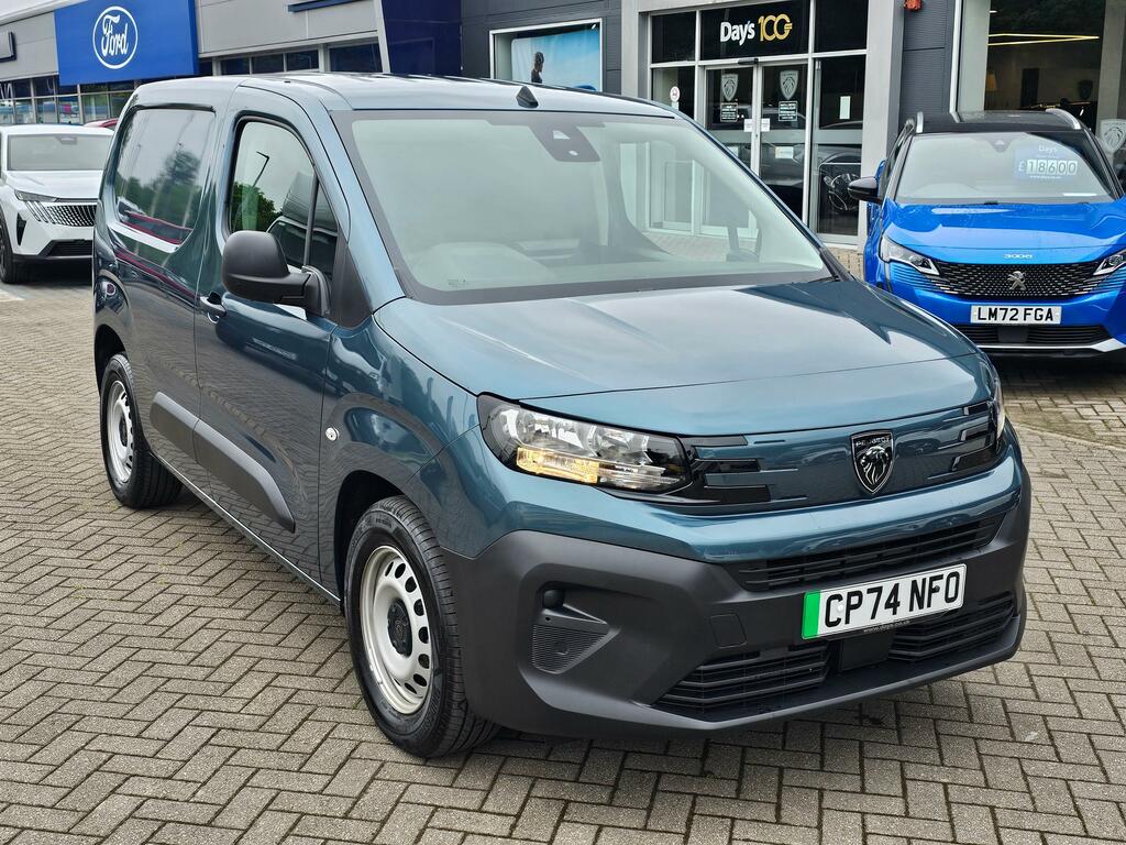 Peugeot E-Partner 800 52Kwh Professional Standard Panel Van Elec Blue