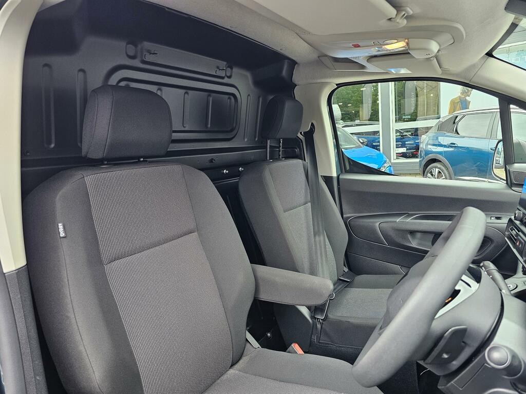 Peugeot E-Partner 800 52Kwh Professional Standard Panel Van Swb  #19