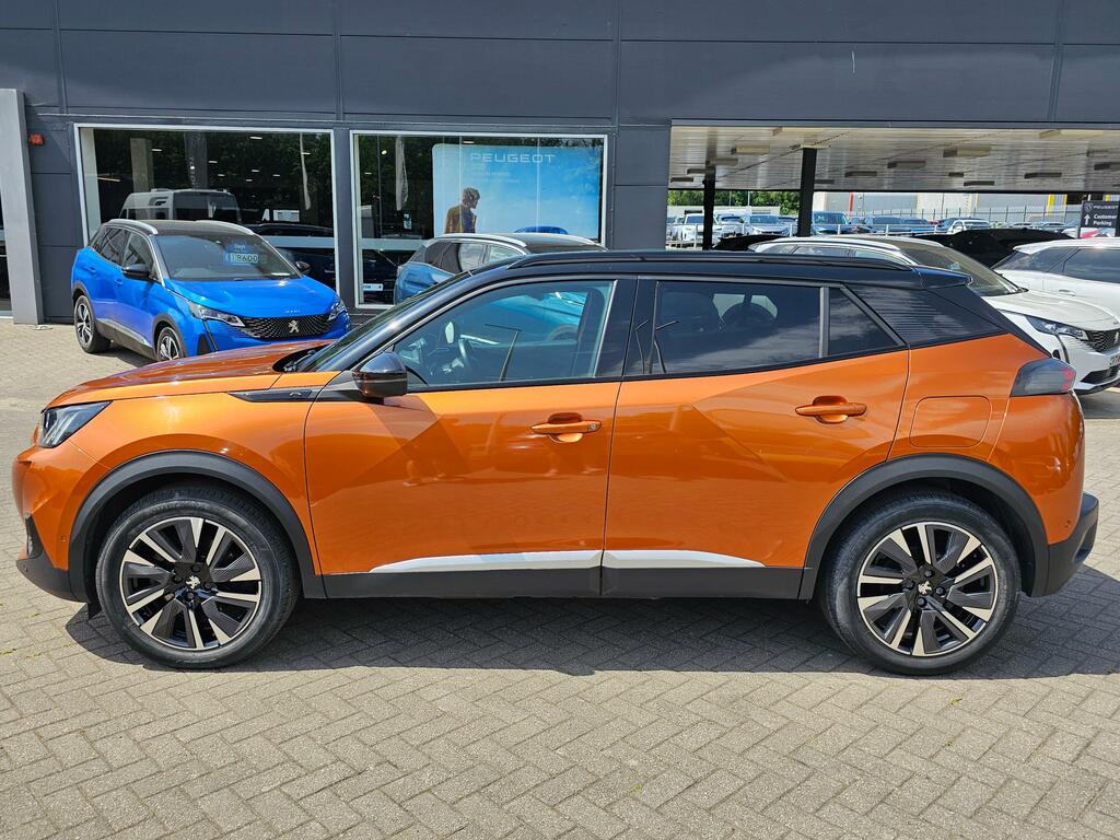 Peugeot e-2008 50Kwh Gt Premium Suv 136 Ps MD70FVL Orange #4