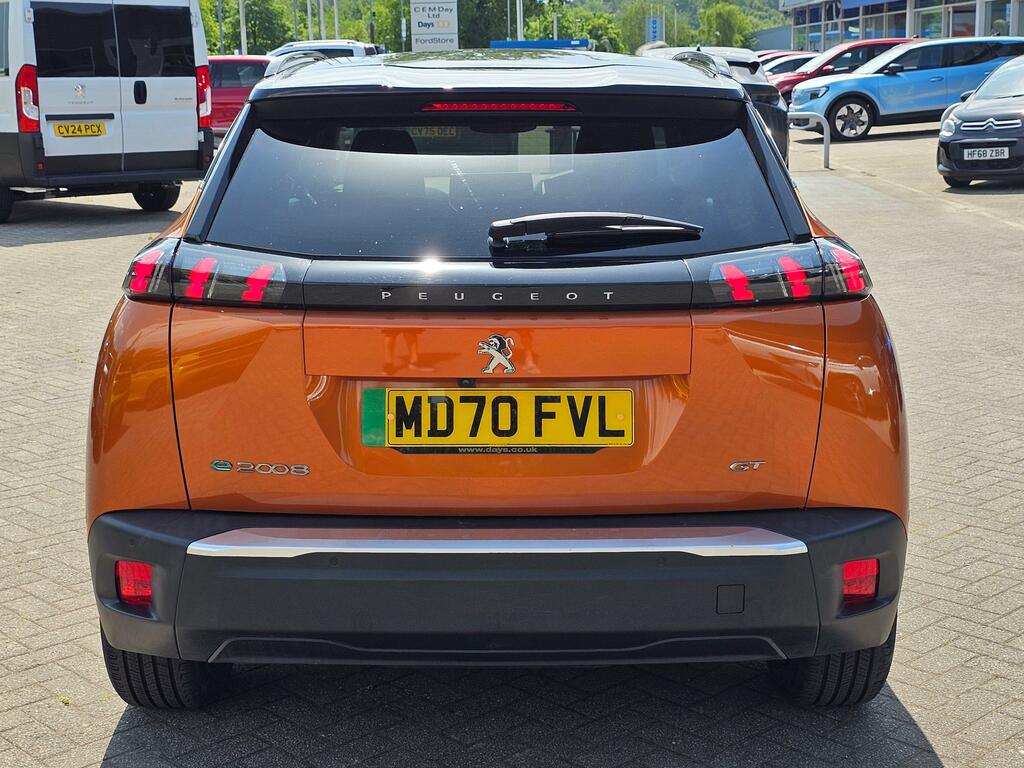Peugeot e-2008 50Kwh Gt Premium Suv 136 Ps MD70FVL Orange #6