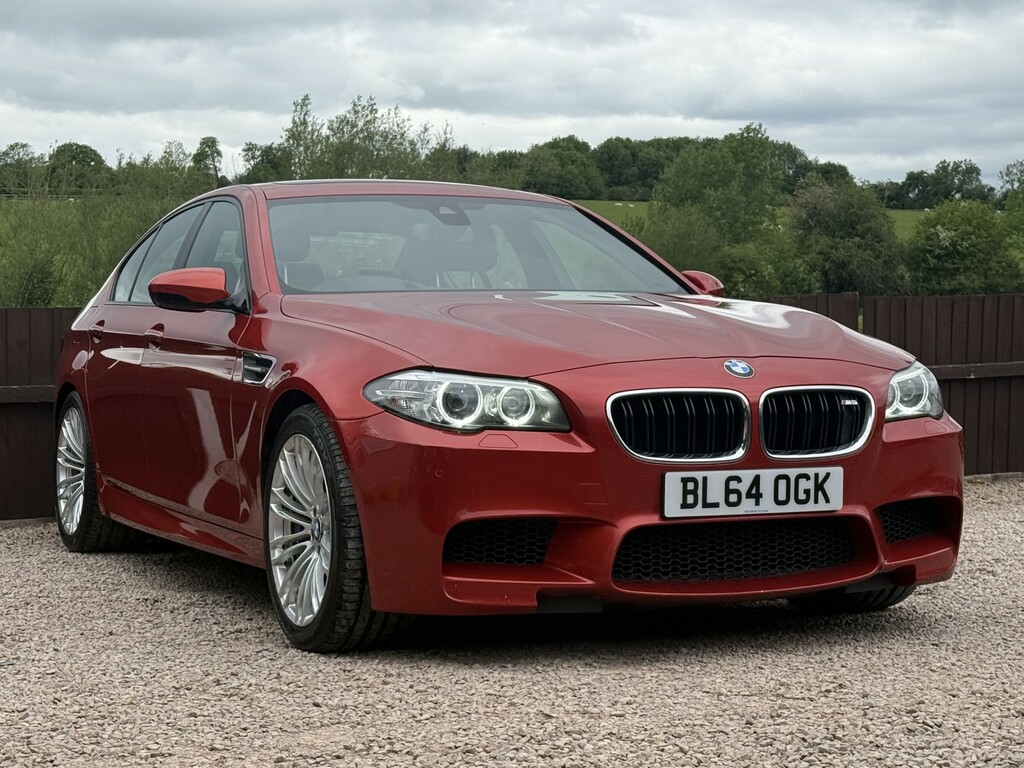 BMW M5 4.4 M5 Saloon Orange #2