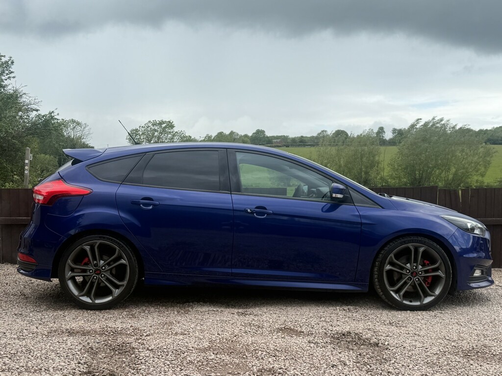 Ford Focus 2.0 T Ecoboost St-3 EA16PGO Blue #2