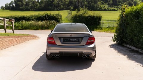 Mercedes-Benz C Class 6.3 C63 V8