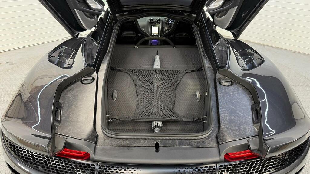 McLaren GT Premium And Practicality Pack Grey #39
