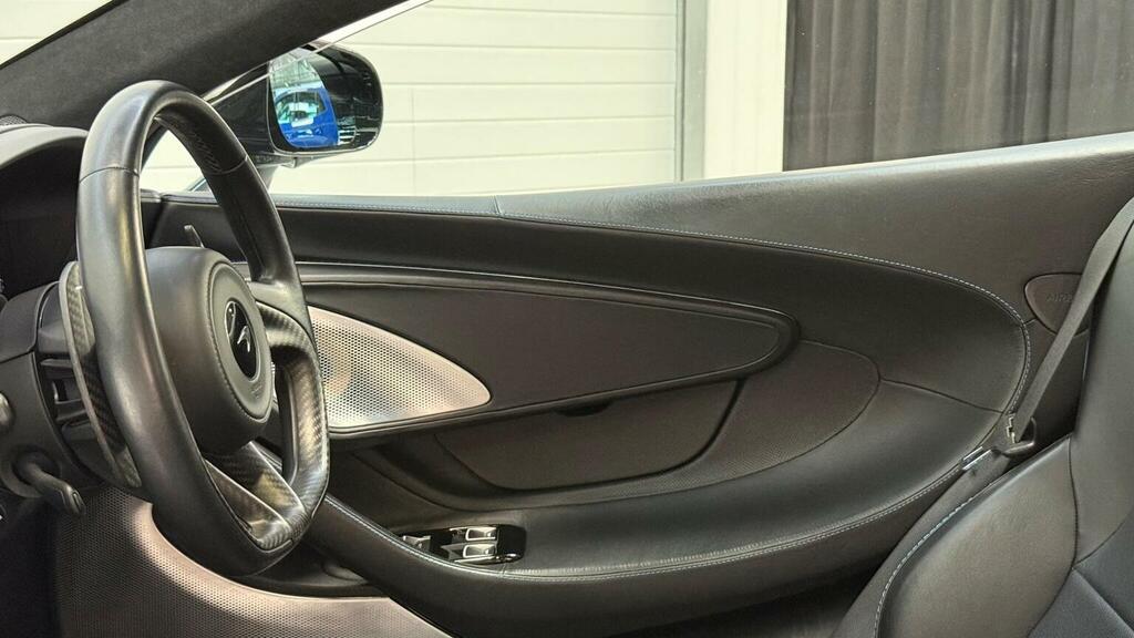 McLaren GT Premium And Practicality Pack Grey #46