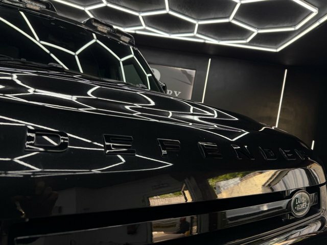 Land Rover Defender 2024 3.0 D250 Mhev X-dynamic Hse Suv Au DW24HHK Black #3