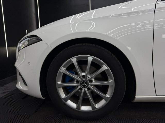 Mercedes-Benz A Class 2019 1.5 A180d Sport Premium Plus Hatchback KM69BXN White #5