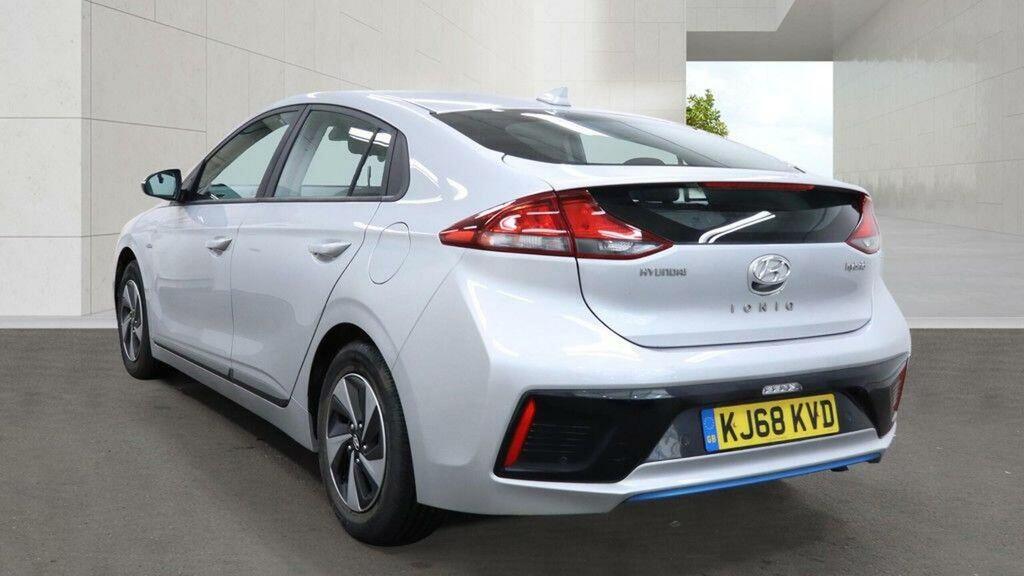 Hyundai Ioniq 1.6 H-gdi Se Dct Euro 6 Ss KJ68KVD Silver #5