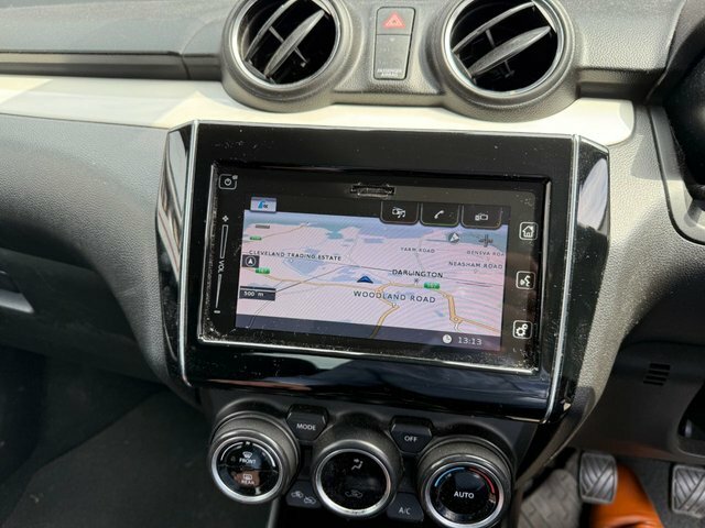 Suzuki Swift 1.2 Dualjet Mhev Sz5 Hatchback Hybrid M White #2