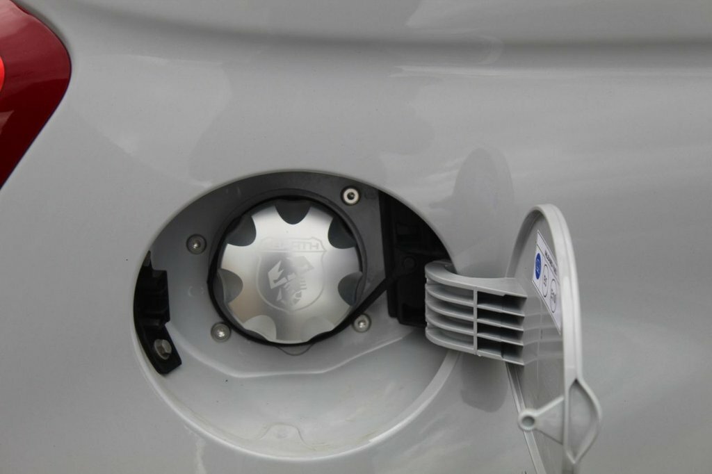 Abarth 695 1.4 T-jet 180 Esseesse Grey #15