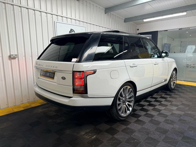 Land Rover Range Rover Sd V8 Suv M321JNR White #6