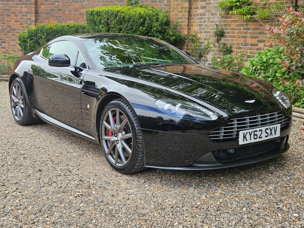 Aston Martin Vantage V8 #6
