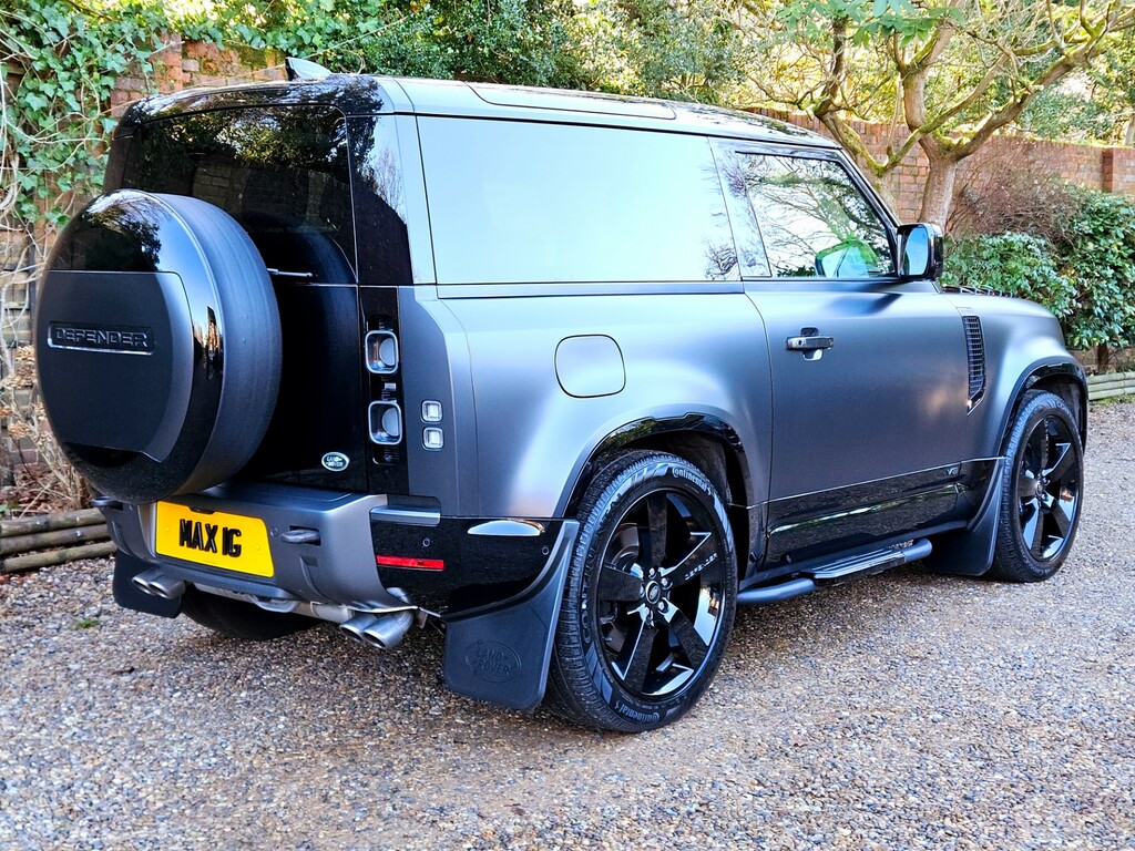 Land Rover Defender V8 Carpathian Edition #2