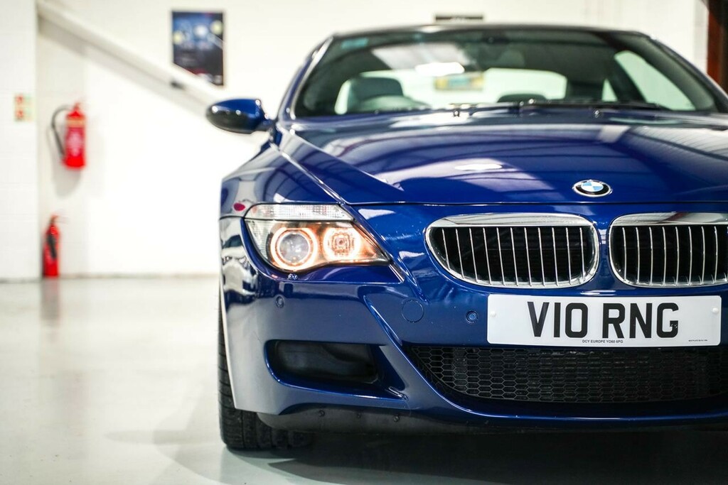 BMW M6 5.0 V10 Coupe Black #7