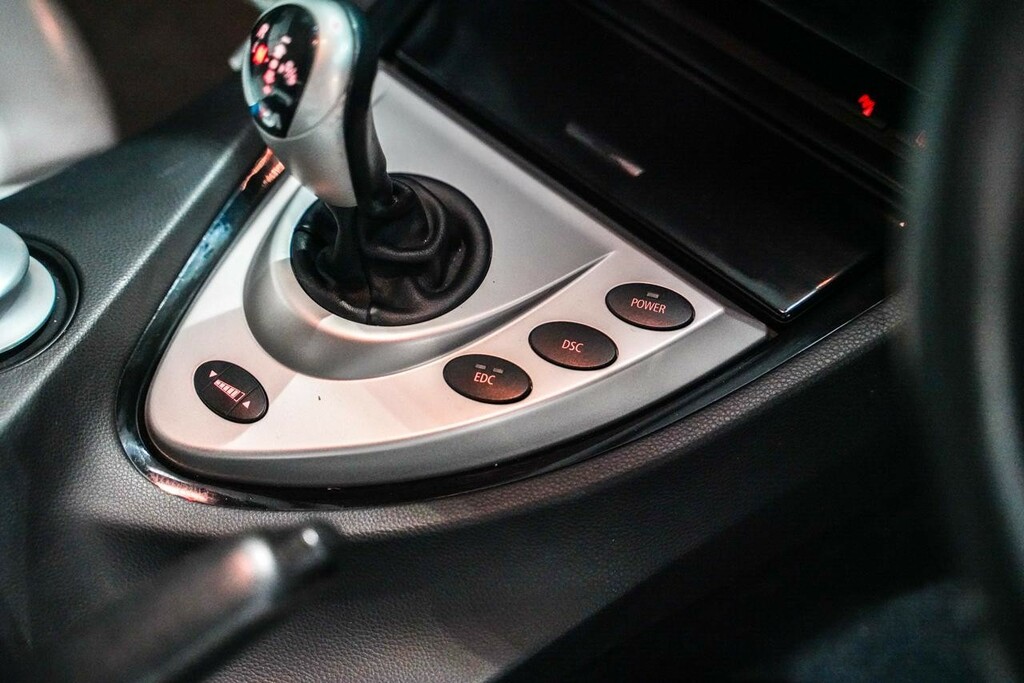 BMW M6 5.0 V10 Coupe Black #28