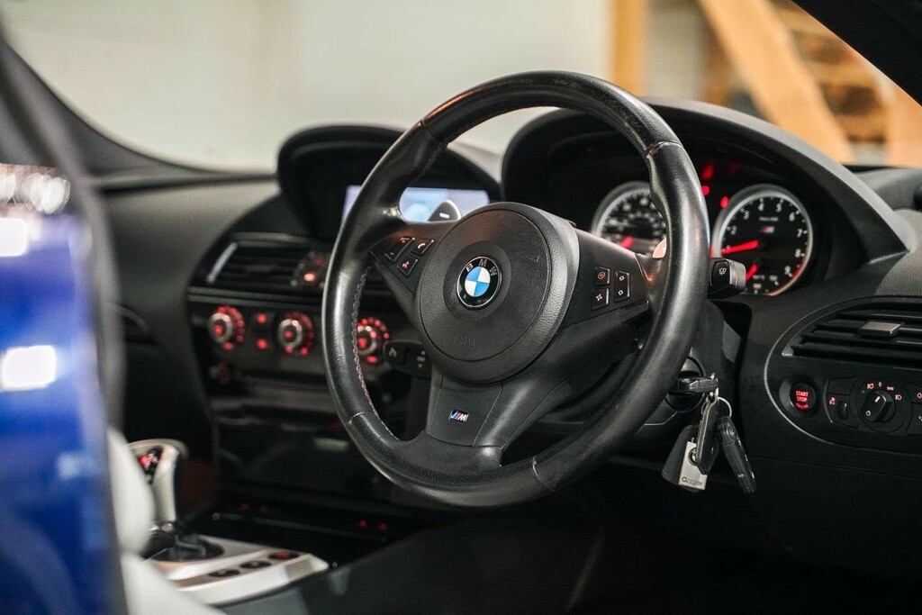 BMW M6 5.0 V10 Coupe Black #26