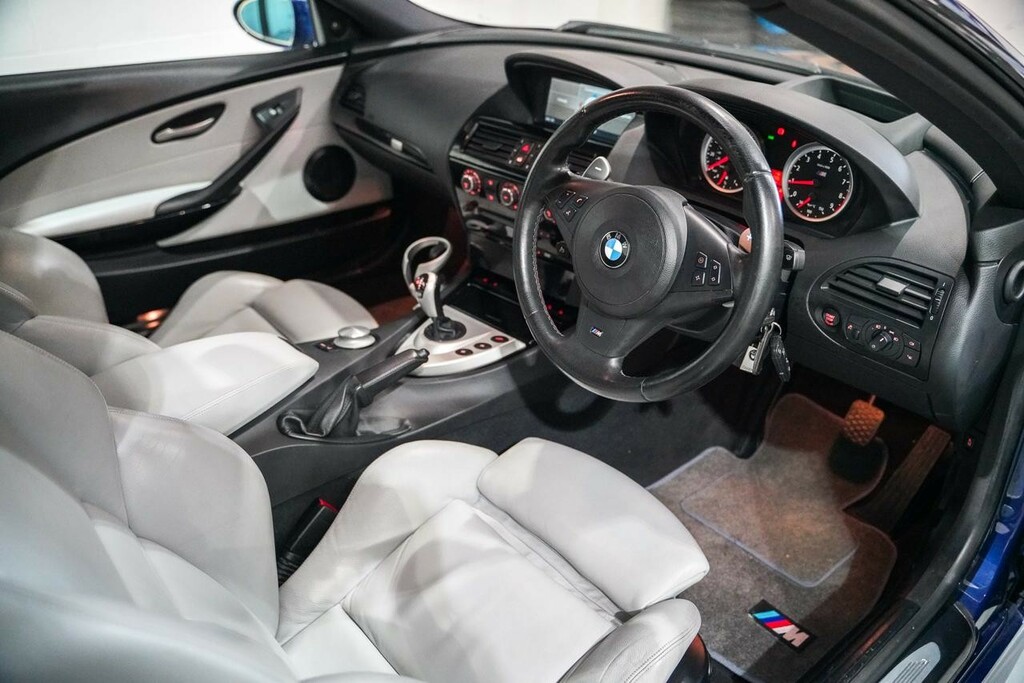 BMW M6 5.0 V10 Coupe Black #10