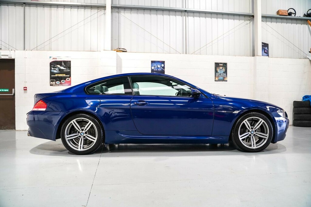 BMW M6 5.0 V10 Coupe Black #4