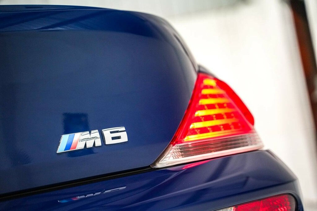 BMW M6 5.0 V10 Coupe Black #42