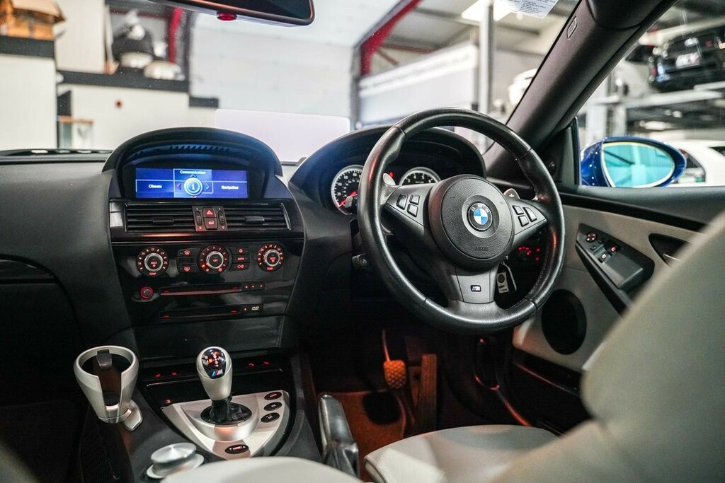BMW M6 5.0 V10 Coupe Black #14
