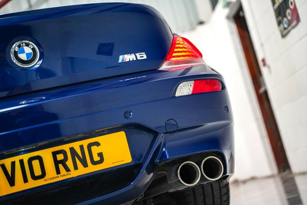 BMW M6 5.0 V10 Coupe Black #40