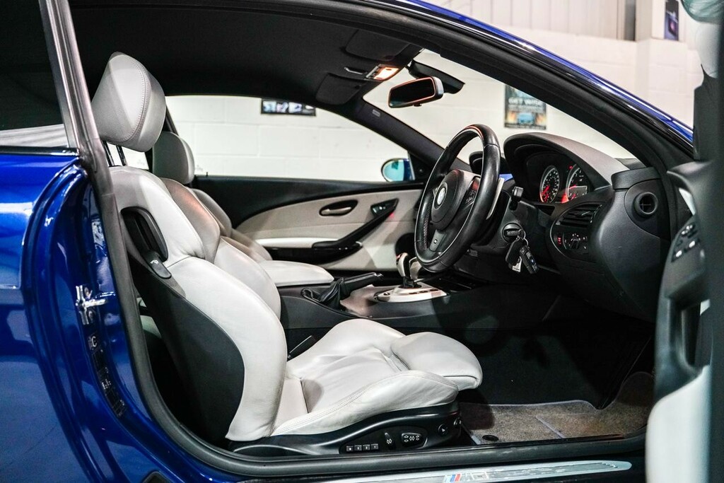 BMW M6 5.0 V10 Coupe Black #21