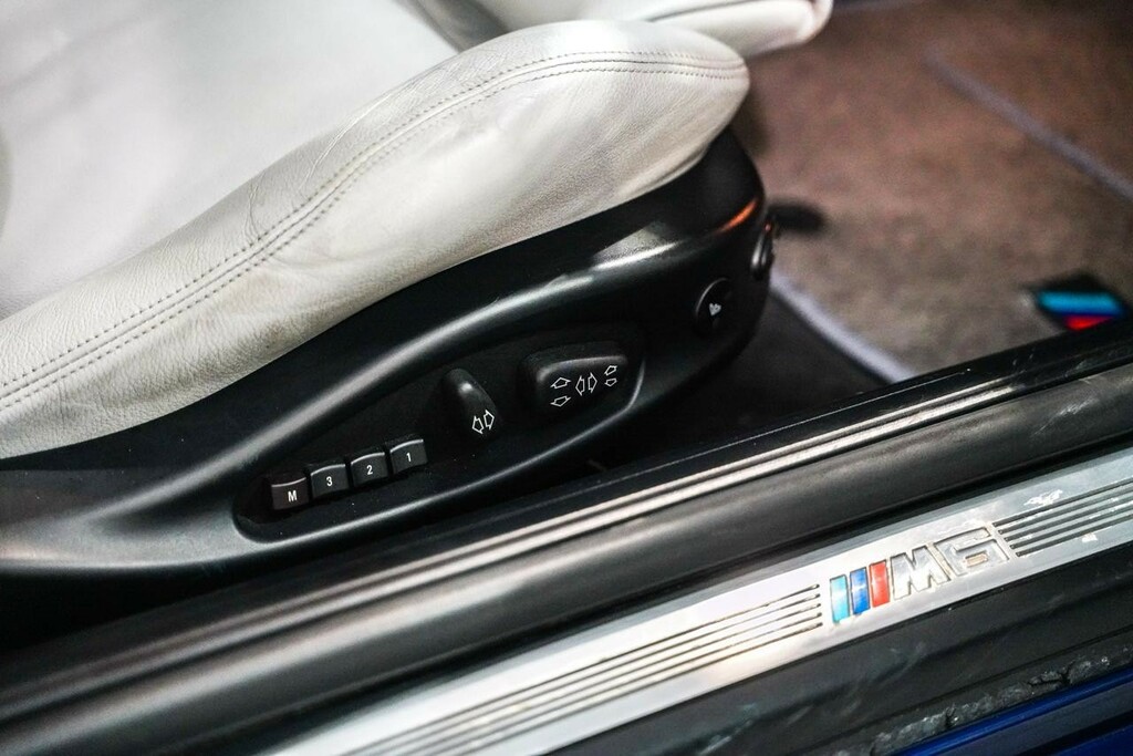 BMW M6 5.0 V10 Coupe Black #23