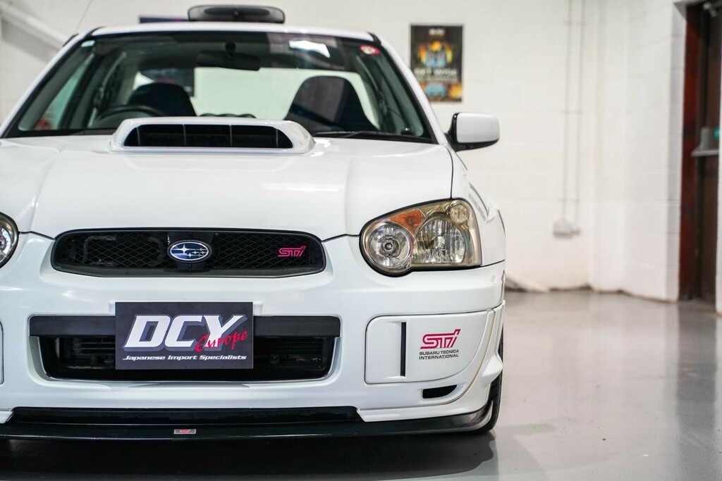 Subaru Impreza Saloon 2.0L Wrx Sti Spec C V Limited 200404 White #5