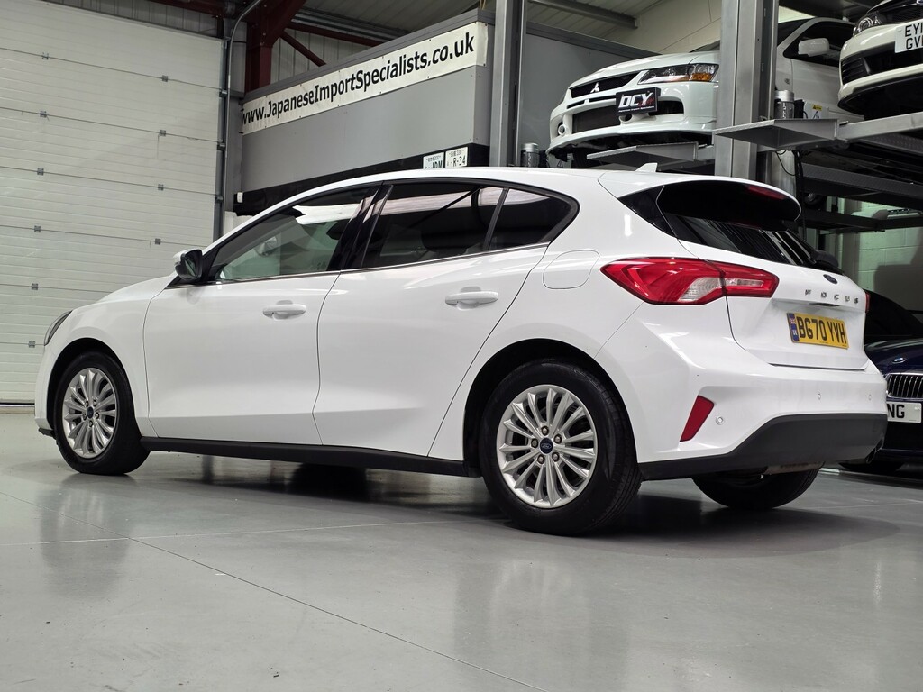 Ford Focus Hatchback 1.5 Tdi Titanium Model 202070 BG70YVH White #4