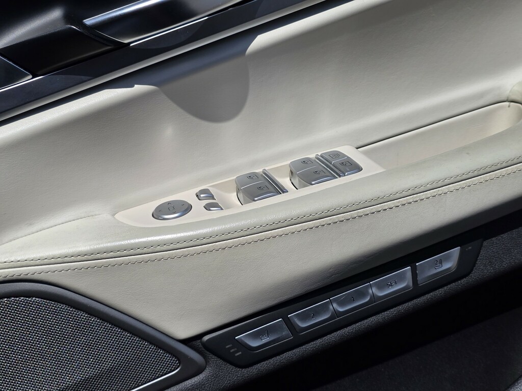 BMW 7 Series Saloon Grey #17