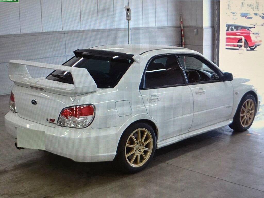 Subaru Impreza Saloon Jdm 2.0L Sti Hawk Eye Gdb Japanese Import White #2