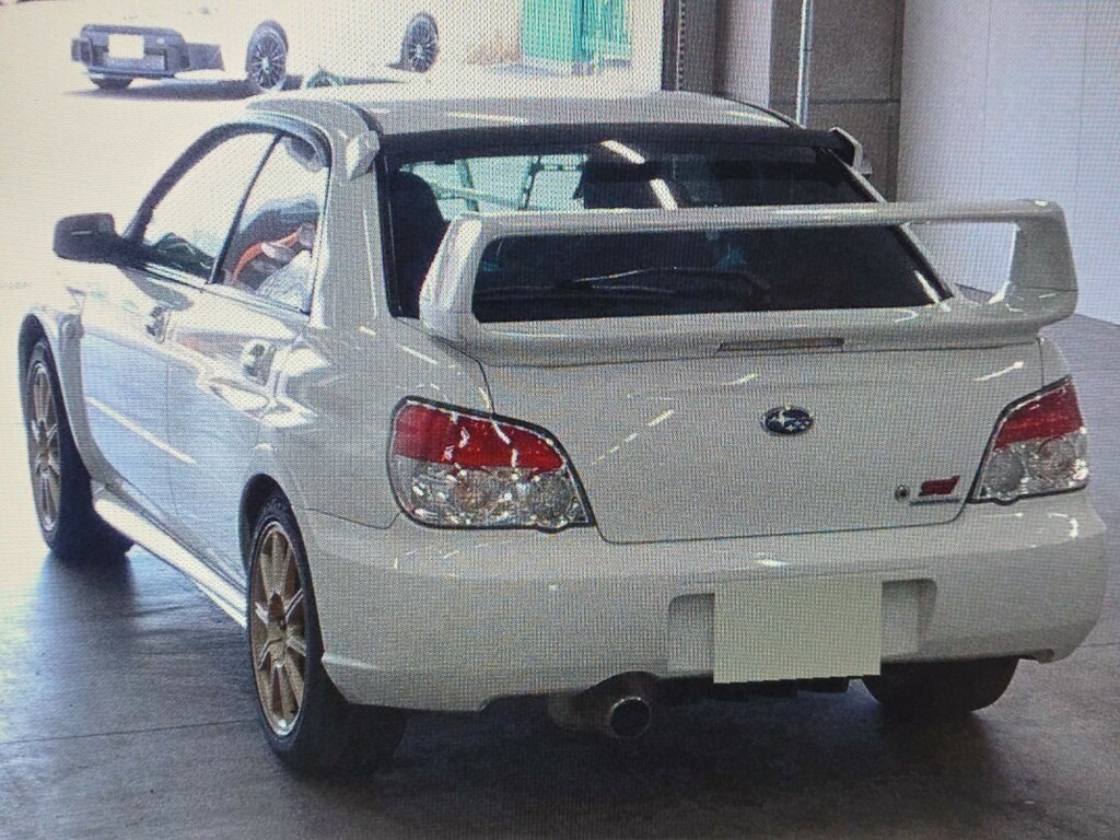 Subaru Impreza Saloon Jdm 2.0L Sti Hawk Eye Gdb Japanese Import White #3