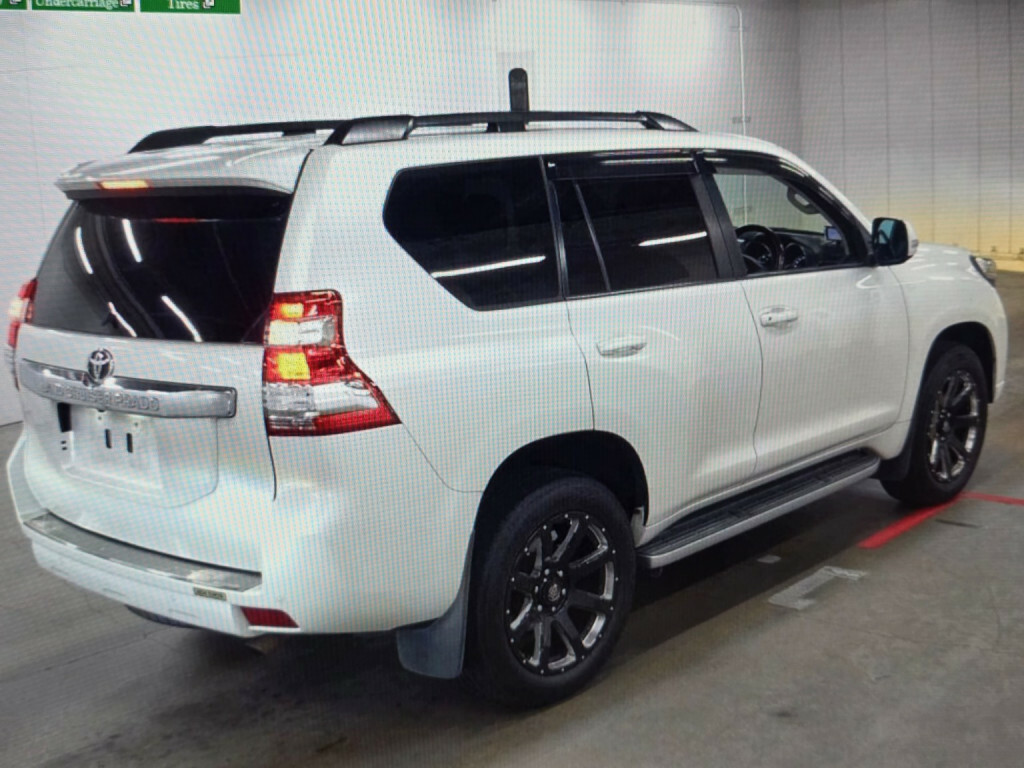 Toyota Land Cruiser Land Cruiser 3.0 D-4d Active Commercial White #10